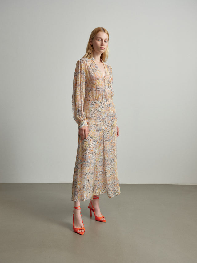 Dress Deena heritage garden - Dress Deena is a testament to Lala Berlin’s commitment to... - 1/2