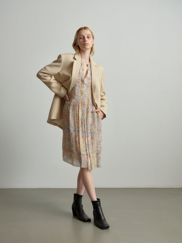 Dress Dirka heritage garden - A floral pattern reminiscent of Persian gardens inspired our heritage... - 1/2