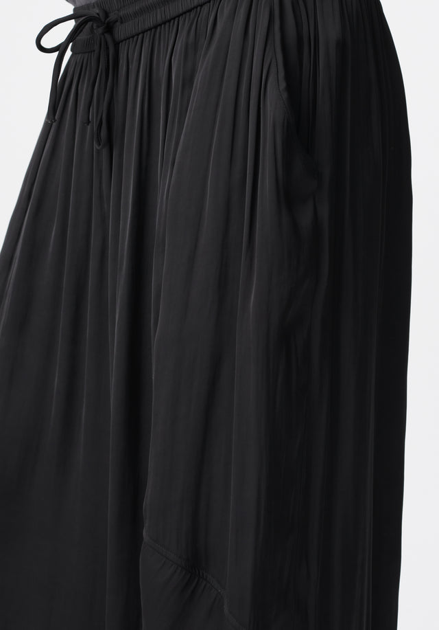 Pants Perre black - These lightweight pants are made from a liquid fabric that... - 4/5