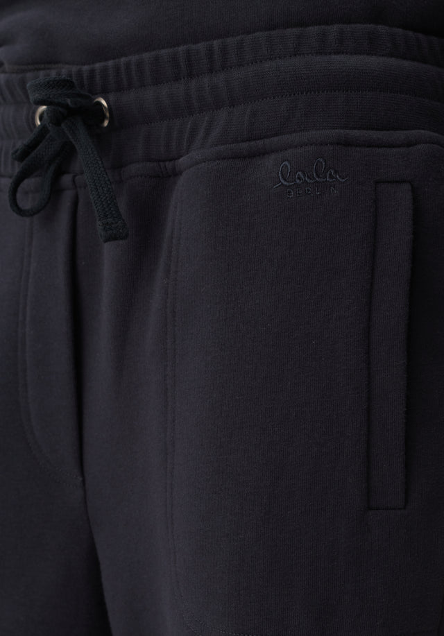 Sweatpants Phini black - The Phini sweatpants are back in classic black or extravagant... - 4/5