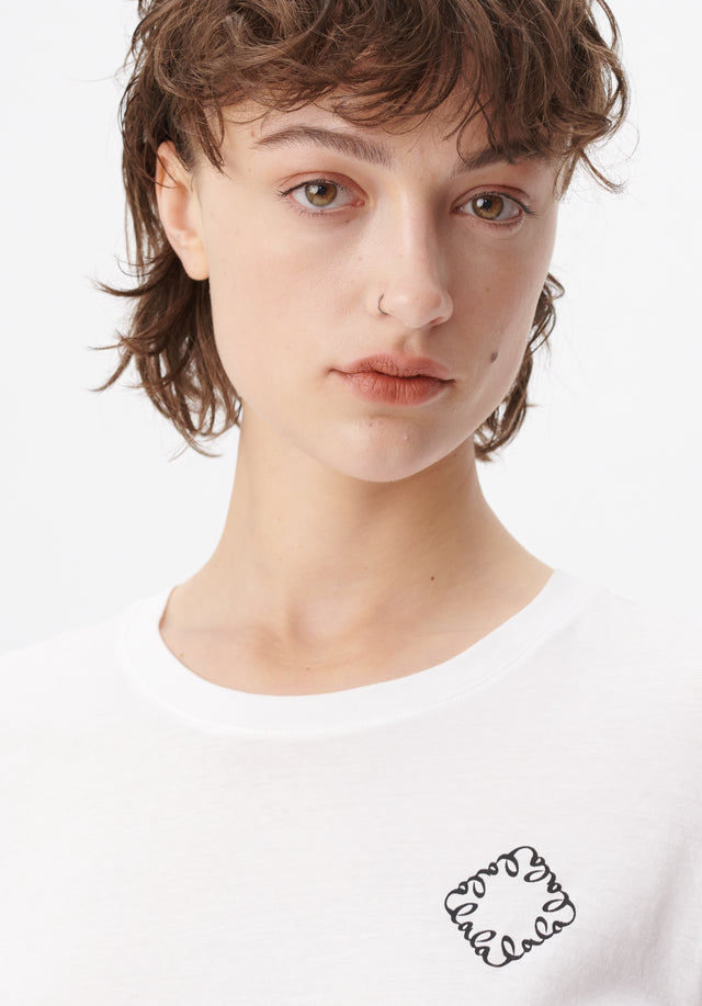 T-shirt Cara white - The classic Cara, easy and feminine. Made of 100% cotton... - 1/5