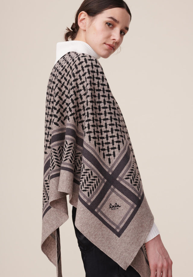 Triangle Trinity Classic M Stradivari Dark brown melange - A luxuriosly soft, triangle shaped cashmere scarf, featuring a classic... - 3/6