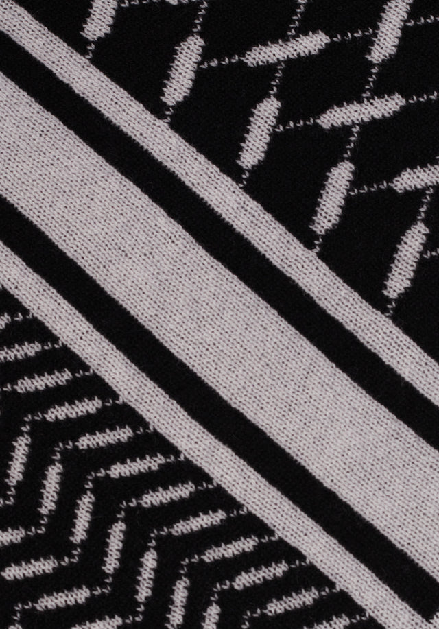 Triangle Goober Nero Alabastro - A rich, double face, triangle shaped cashmere scarf, featuring an... - 5/5