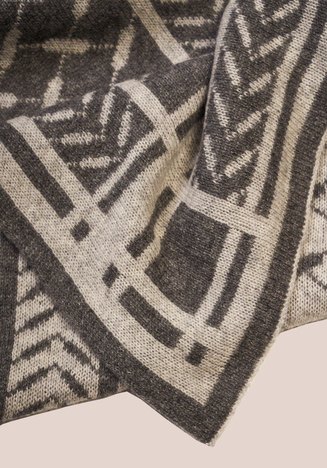 Scarf Chuck Lubecca Flanella - A soft cashmere scarf with an elaborate jaquard knitting technique... - 6/8