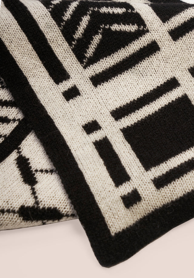 Scarf Chuck Nero Alabastro - A soft cashmere scarf with an elaborate jaquard knitting technique... - 4/7