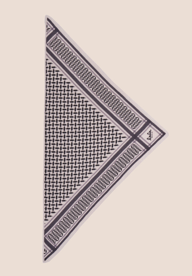 Triangle Trinity Classic XS Alabastro off-white - A small luxuriosly soft, triangle shaped cashmere scarf, featuring a... - 5/5