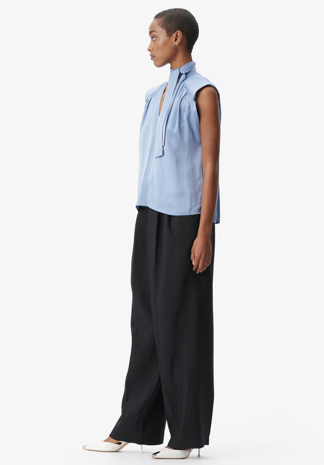 Top Tracey faded denim - A monochrome blouse made of liquid satin viscose, caressing you... - 2/6