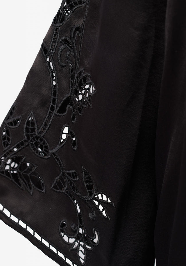 Dress Dagur black - Introducing Dress Dagur, a captivating blend of bohemian flair and... - 3/3