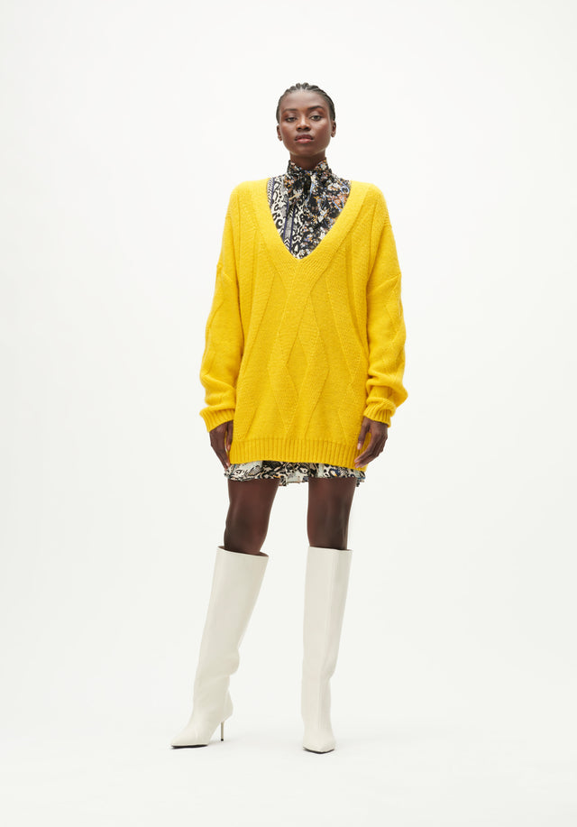 Jumper Kabelia saffron - This oversized cable knit jumper has a chic 80s vibe...

